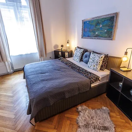 Apartmán Dynasty - 3 Bdrms, Location *